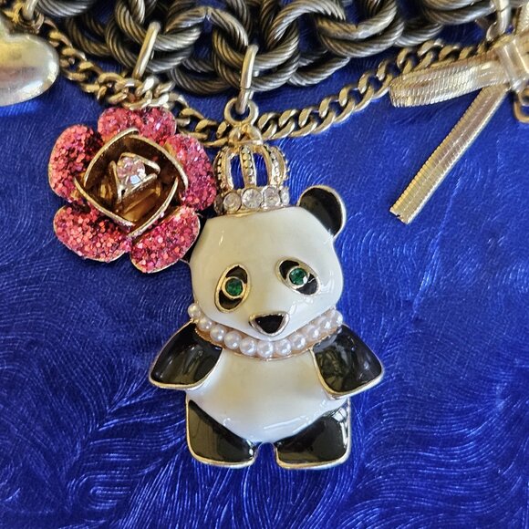 🐼🎄 Betsey ROYAL ENGAGEMENT Panda🎄🐼Charm Bracelet. 7" 🎉🎈GREAT GIFT 🎉🎈 - Picture 2 of 11